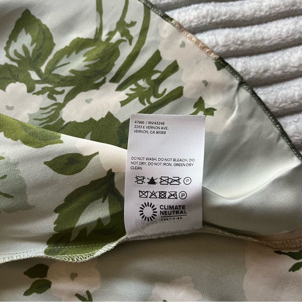 Reformation Sianna Silk Dress in Tarragon - Picture 13 of 13